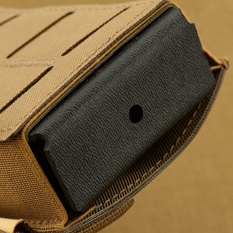 Porta caricatori in cordura con fascia elastica laser cut colore coyote M-TAC