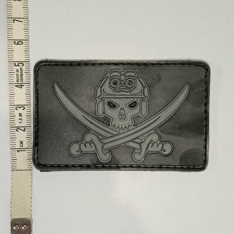 PATCH GOMMATA TACTICAL JOLLY ROGER NV