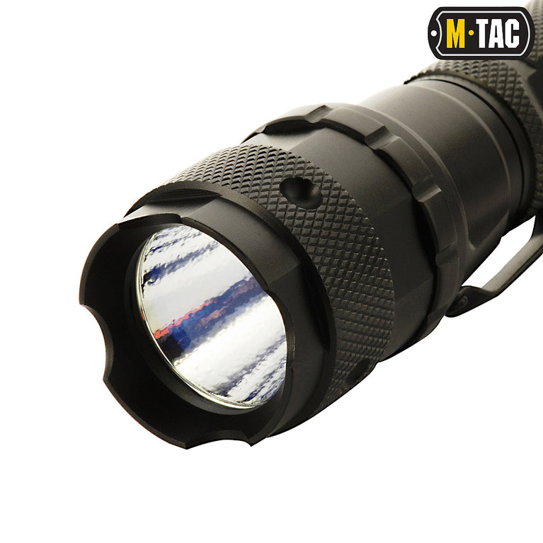 Torcia Tattica Flashlight 250 lumen P4 M-TAC