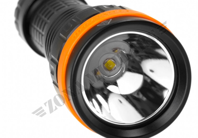 Torcia Da Immersione Sd10 Xm-L2 T6 Fenix 930 Lumens