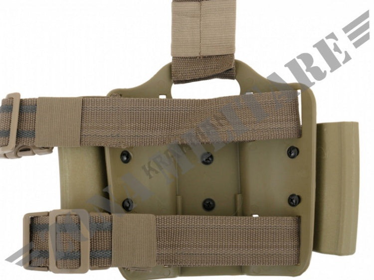 Tasca Pouch Triple M4/Aug Drop Leg Magazine - Dark Earth